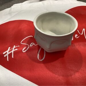 Jonathan Adler MUSE Votive. Pre-owned 2.5 H, white